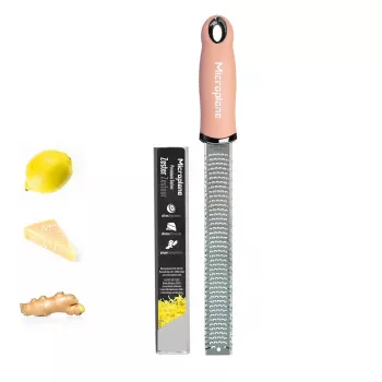 Microplane Premium Classic Grater Mauve – Fine Grater, Stainless Steel Blade, Ergonomic Handle, Dishwasher-Safe, Includes Protective Cover