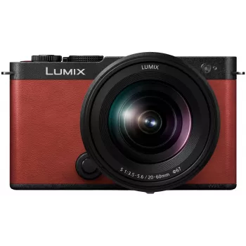Panasonic Lumix DC-S9 mirrorless full-frame camera with Lumix S 20-60mm f/3.5-5.6 lens, crimson red (DC-S9KE-R)