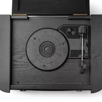 AKAI ATT-350CC Turntable with CD, Cassette, USB Recording and AM/FM Radio