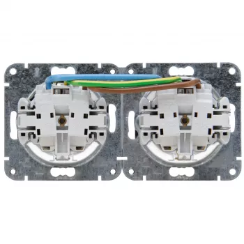 HEINRICH KOPP HK07 KombiQuick 2-gang horizontal flush-mounted Schuko socket, pure white 133729001