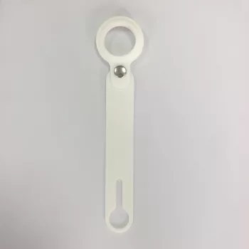 CYOO Apple AirTag Silicone Protective Case with Keyring - White (CY122409)