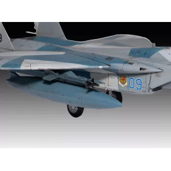 Revell Boeing F-15C Eagle Plastic Model Kit, 1:72 (03778)